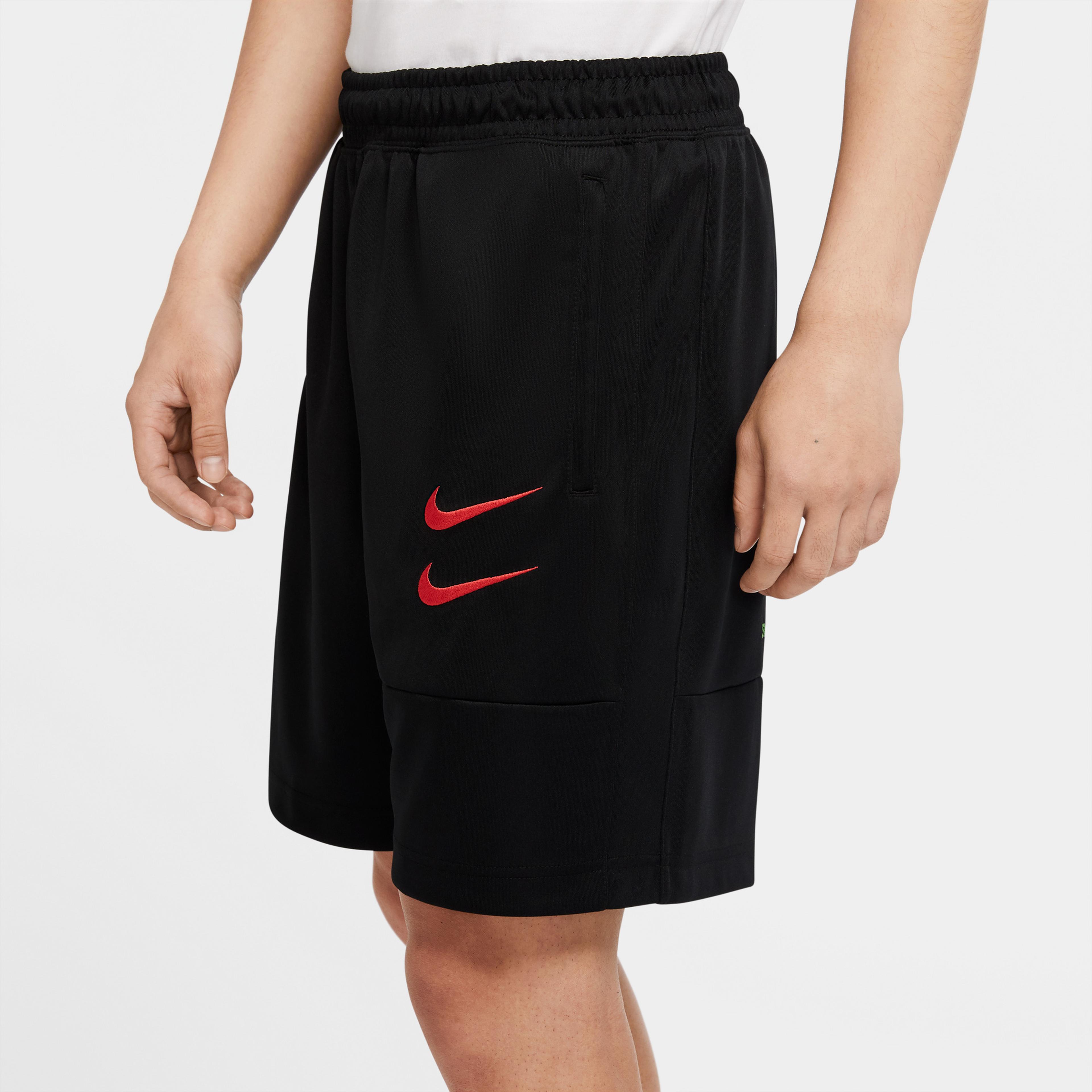 Nike Sportswear Swoosh Erkek Siyah Şort