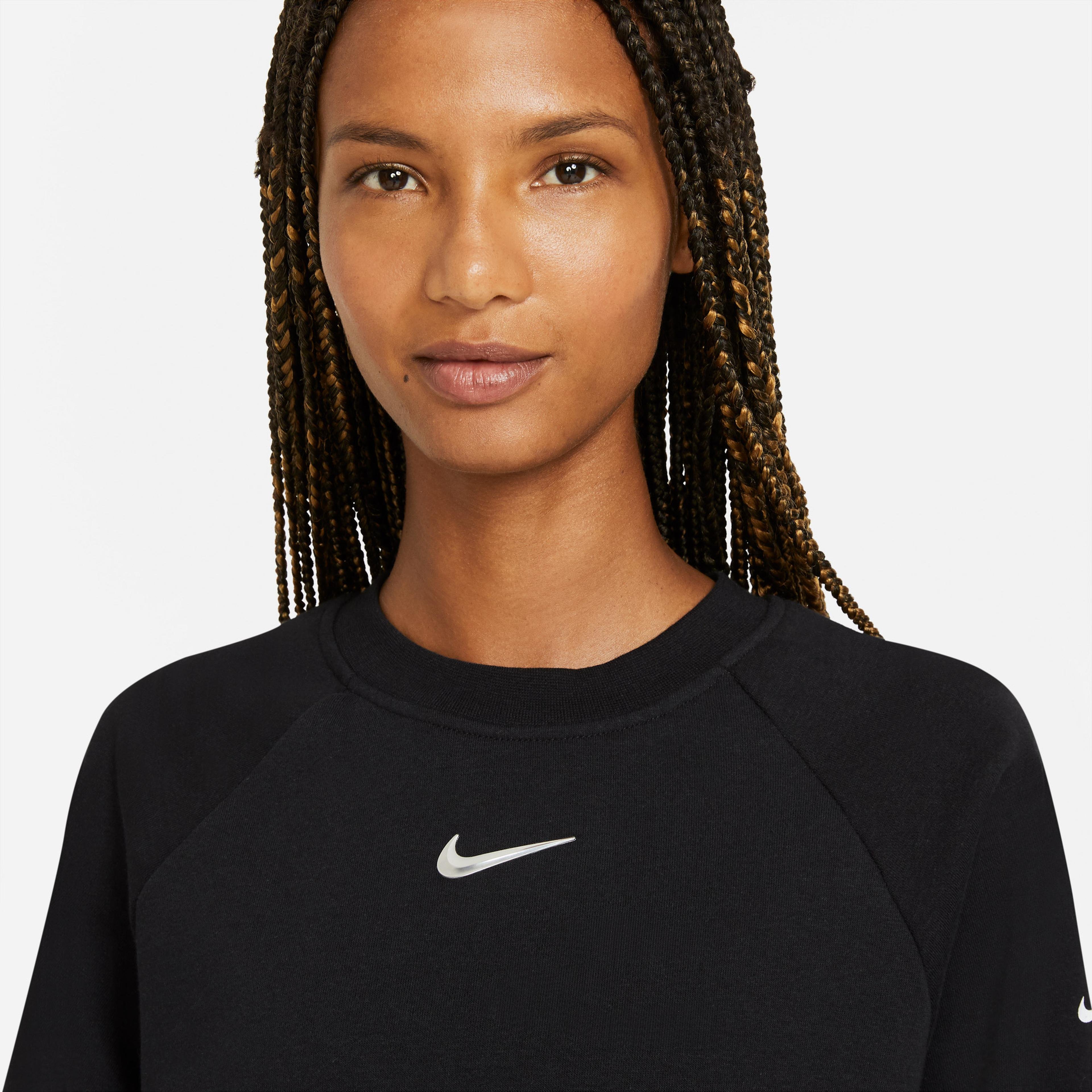Nike Swoosh Kadın Siyah Sweatshirt