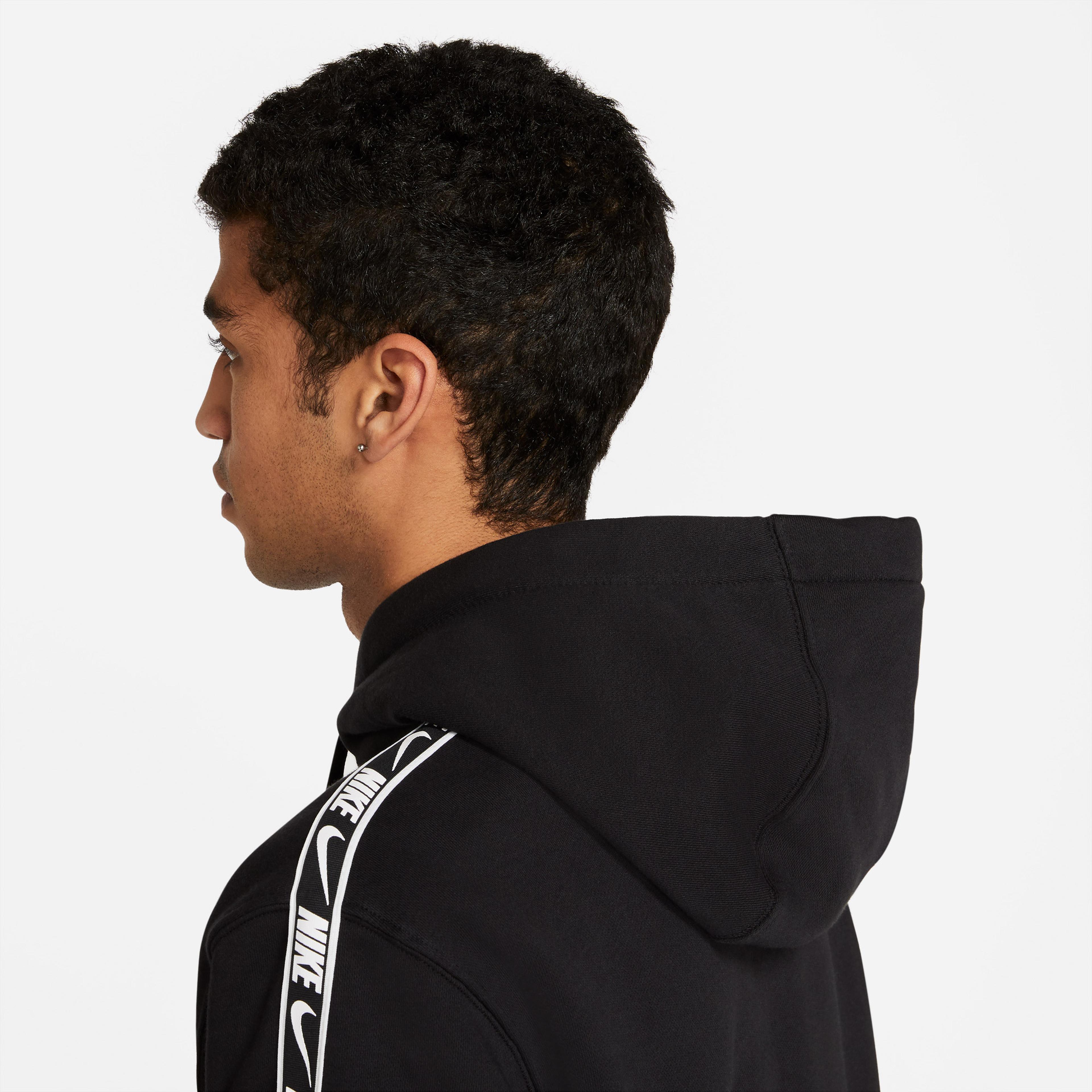 Nike Repeat Erkek Siyah Sweatshirt