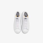 Nike Blazer Mid '77 Kadın Beyaz Spor Ayakkabı