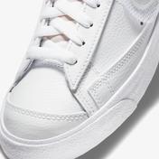 Nike Blazer Mid '77 Kadın Beyaz Spor Ayakkabı