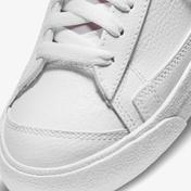 Nike Blazer Mid '77 Kadın Beyaz Spor Ayakkabı