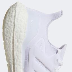 adidas Ultraboost 21 Erkek Beyaz Spor Ayakkabı