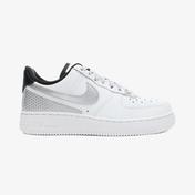 Nike Air Force 1 07 SE Kadın Beyaz Spor Ayakkabı