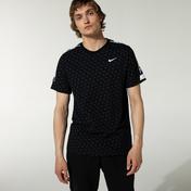 Nike Repeat Erkek Siyah T-Shirt