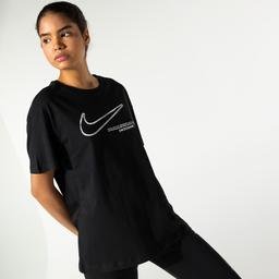 Nike Swoosh Kadın Siyah T-Shirt