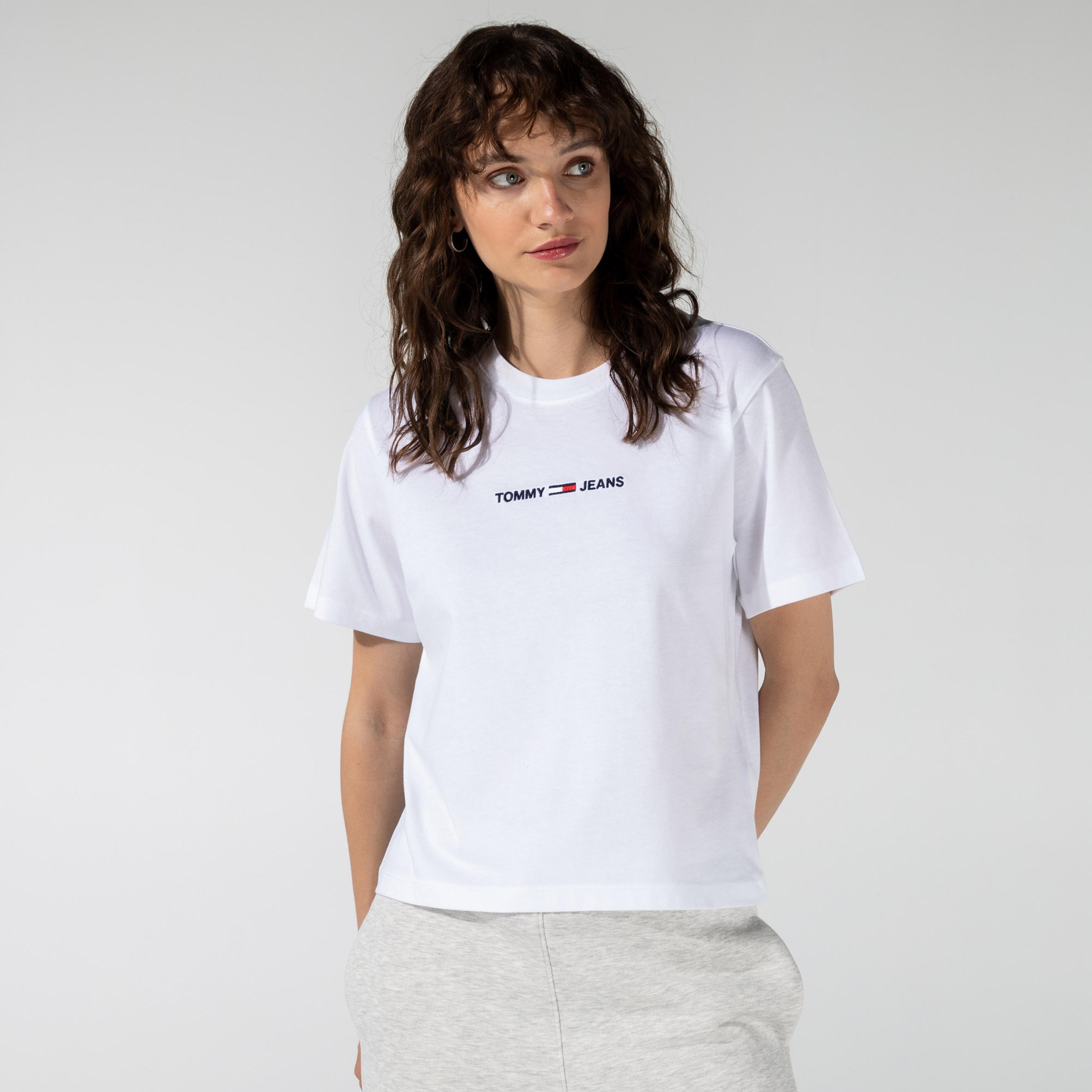 Tommy Hilfiger Linear Logo Kadın Beyaz T-Shirt