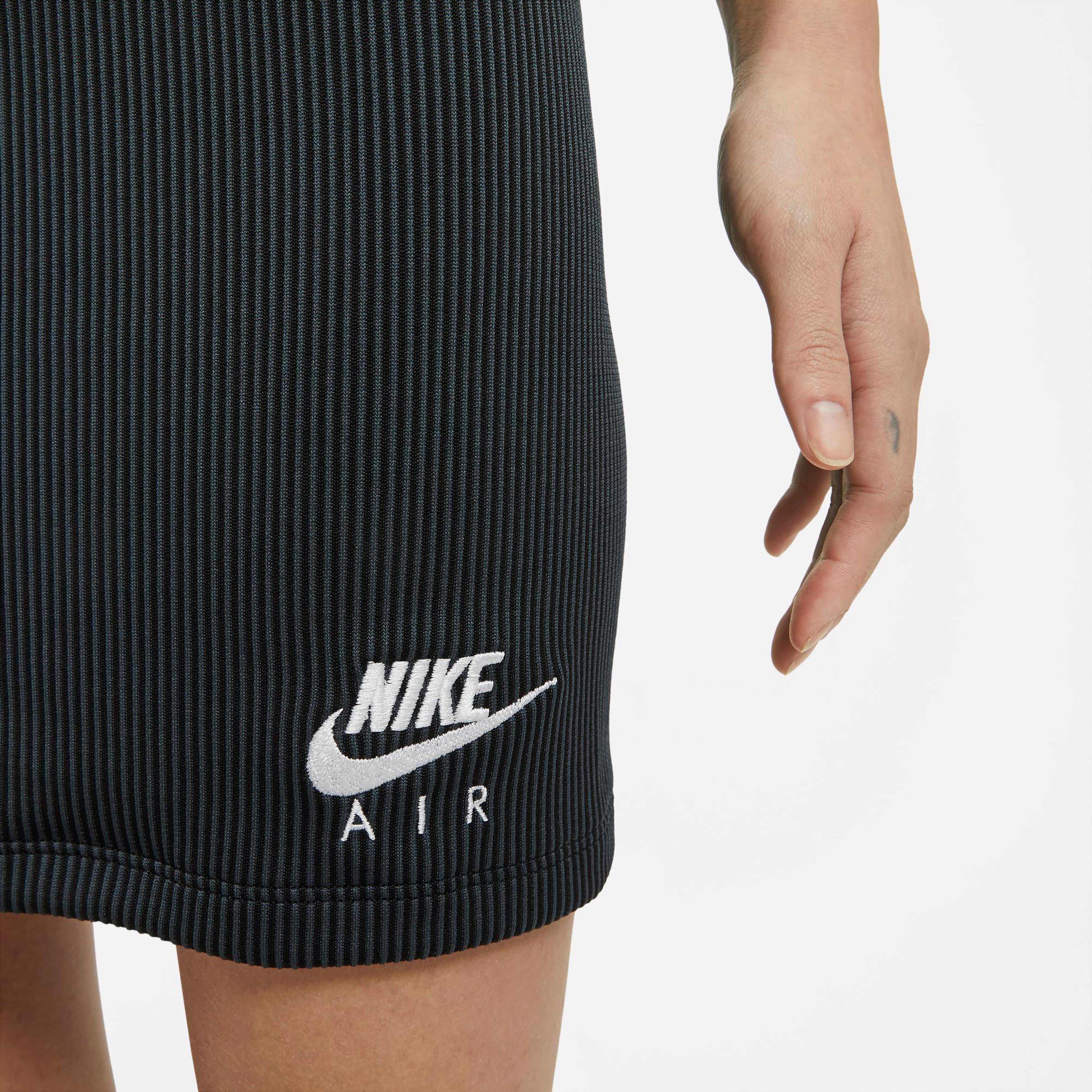Nike Air Kadın Siyah Etek
