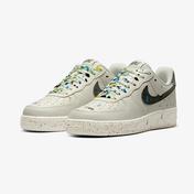 Nike Air Force 1 '07 LV8 Erkek Beyaz Spor Ayakkabı