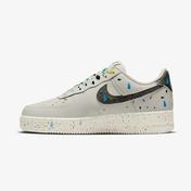 Nike Air Force 1 '07 LV8 Erkek Beyaz Spor Ayakkabı