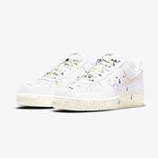 Nike Air Force 1 '07 LV8 Erkek Beyaz Spor Ayakkabı