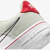 Nike Air Force 1 Lv8 Kadın Beyaz Spor Ayakkabı