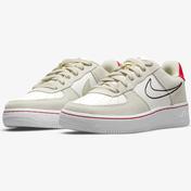 Nike Air Force 1 Lv8 Kadın Beyaz Spor Ayakkabı