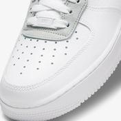 Nike Air Force 1 '07 Essentials Kadın Beyaz Spor Ayakkabı