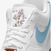 Nike Air Force 1 '07 LV8 Erkek Beyaz Spor Ayakkabı