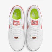 Nike Air Force 1 '07 SE Kadın Beyaz Spor Ayakkabı