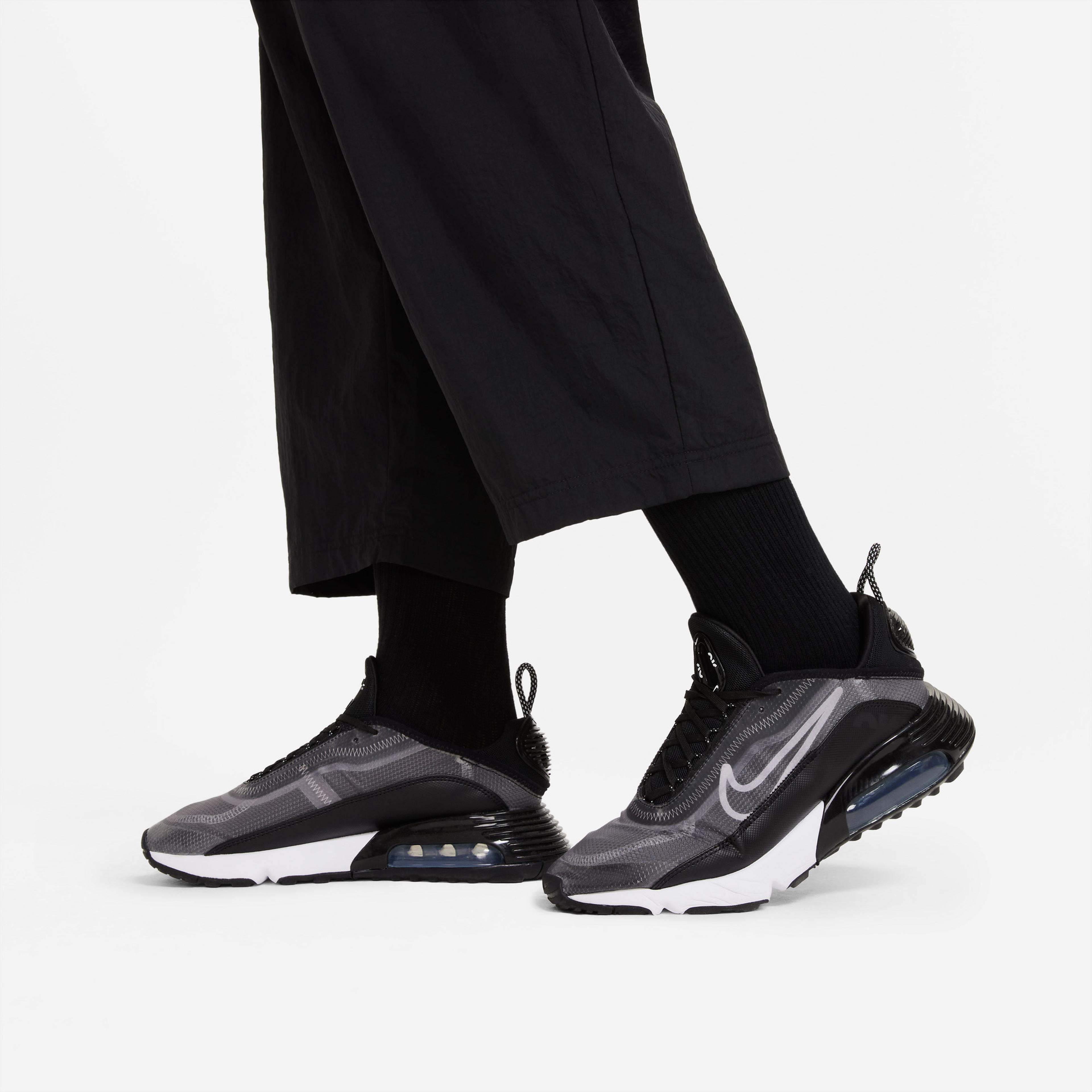Nike Sportswear Air Woven Kadın Siyah Eşofman Altı