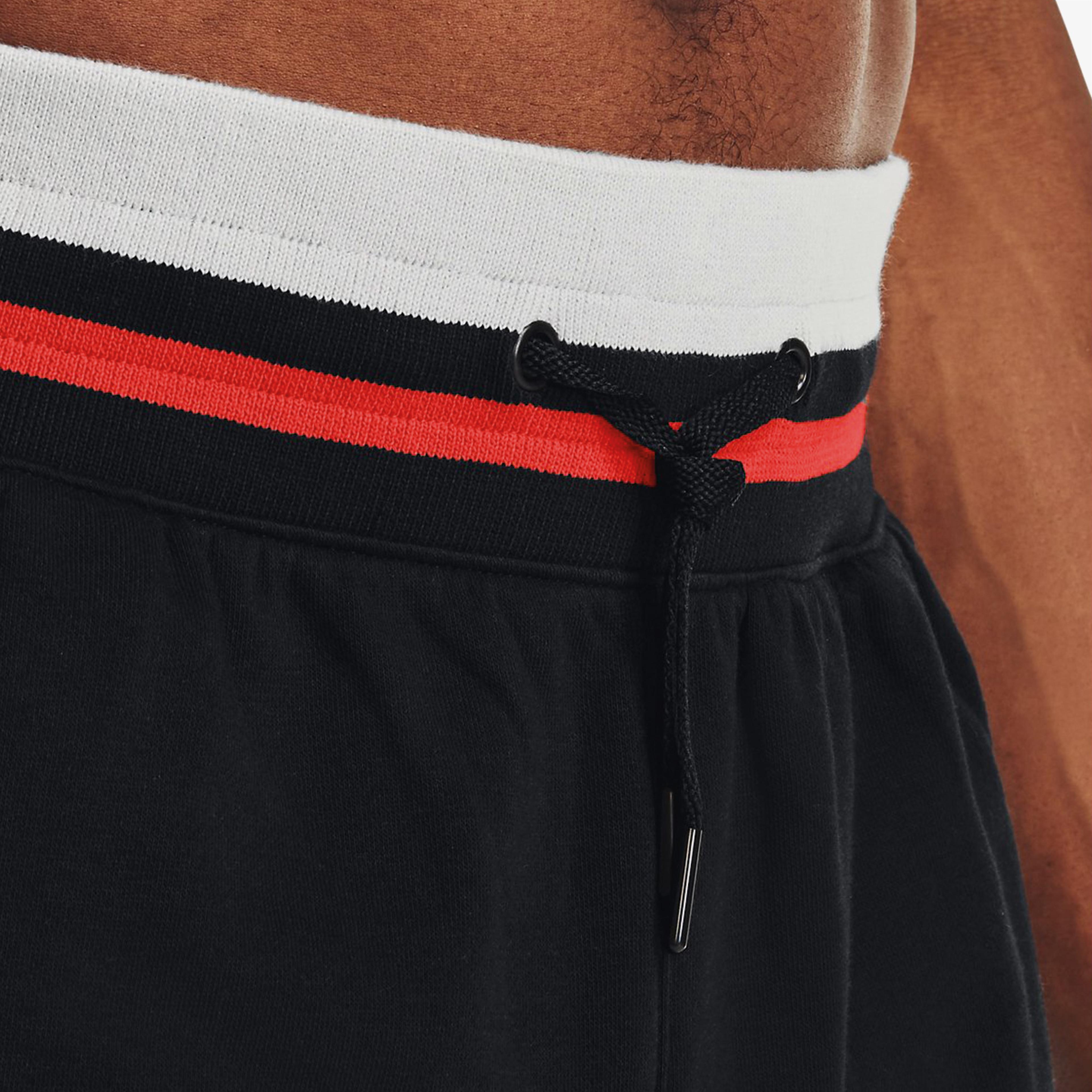 Under Armour Rival Fleece Alma Mater Erkek Siyah Şort
