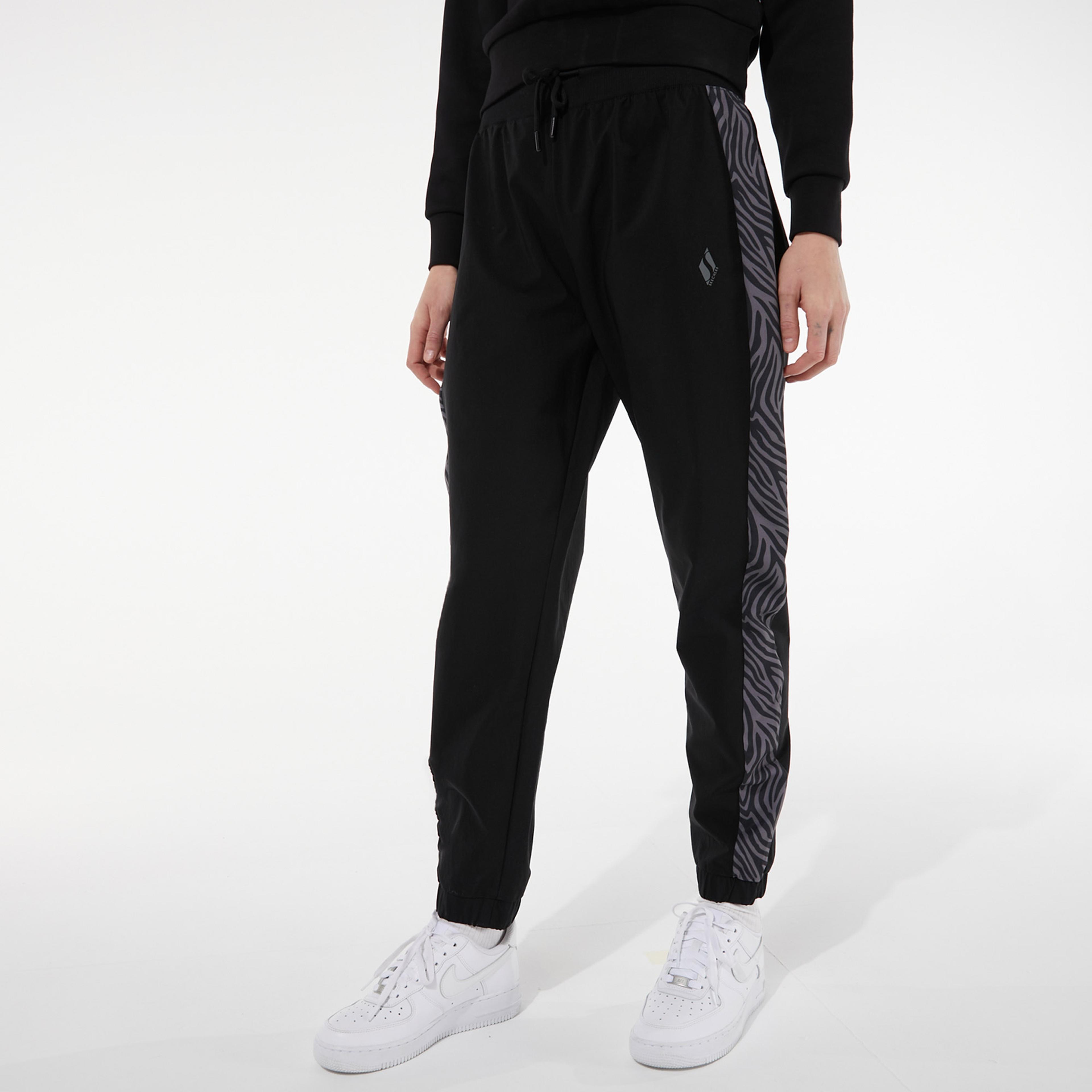 Skechers Print Detailed Jogger Micro Kadın Siyah Eşofman Altı