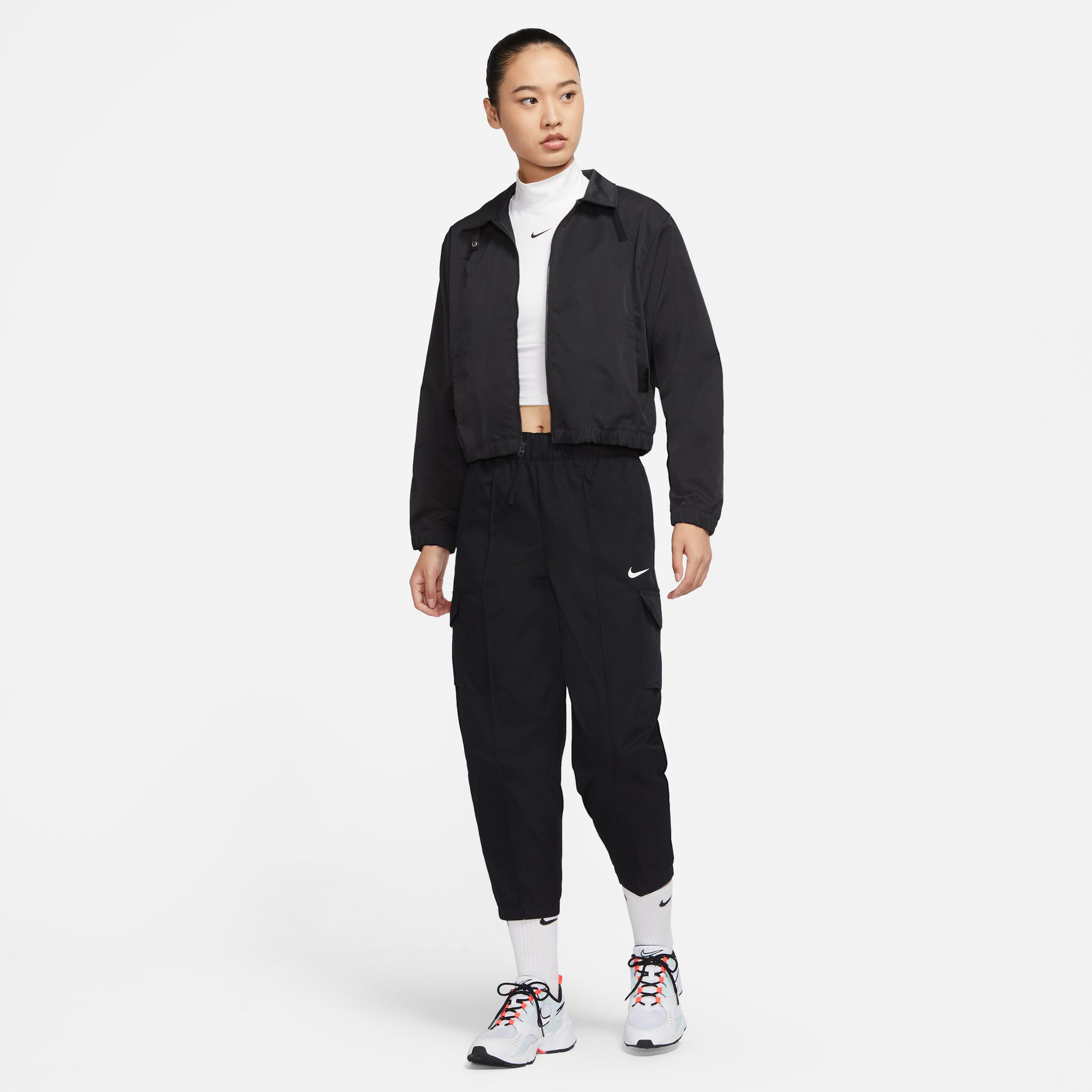 Nike Sportswear Essentials Kadın Siyah Eşofman Altı