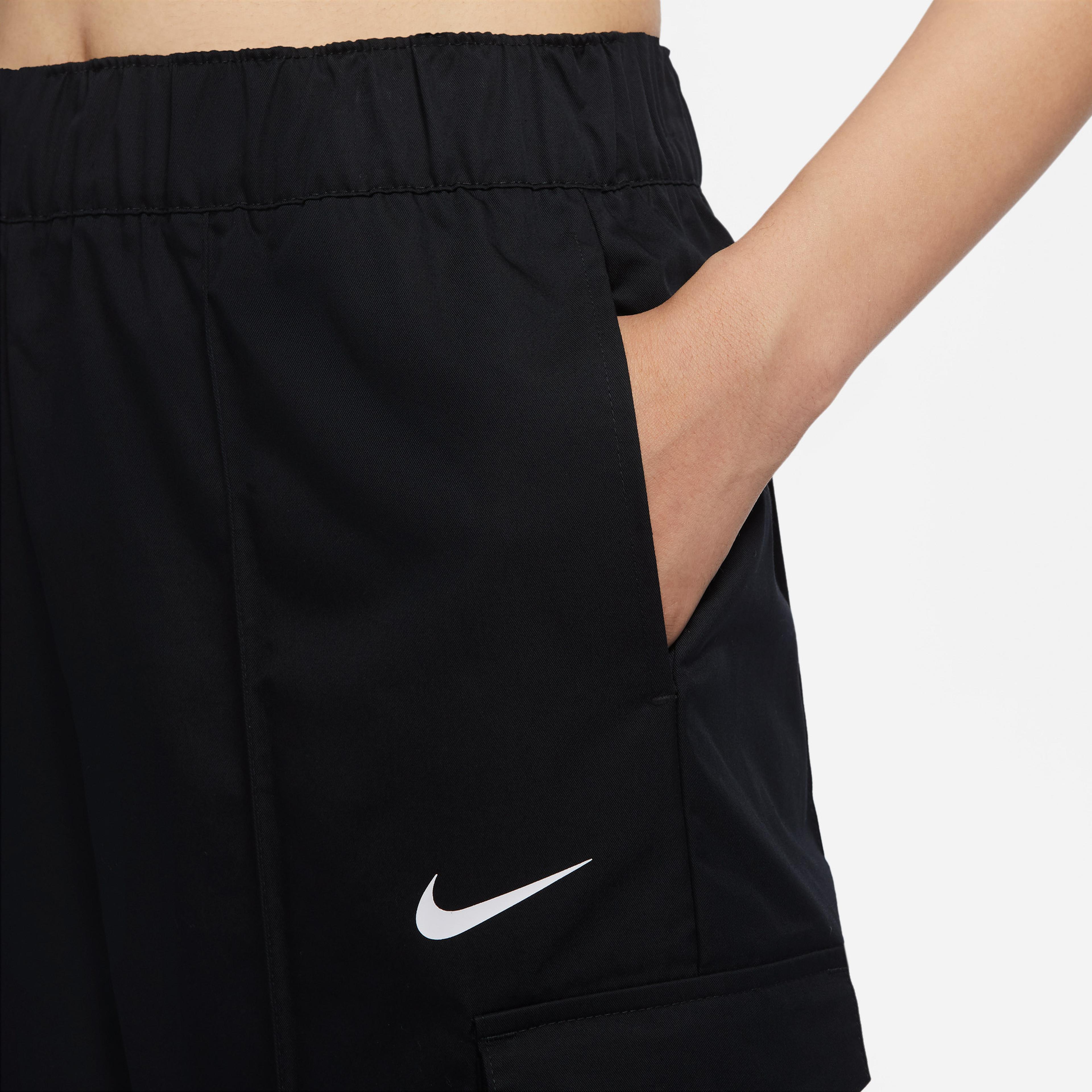 Nike Sportswear Essentials Kadın Siyah Eşofman Altı