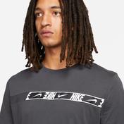 Nike Sportswear Erkek Siyah T-Shirt