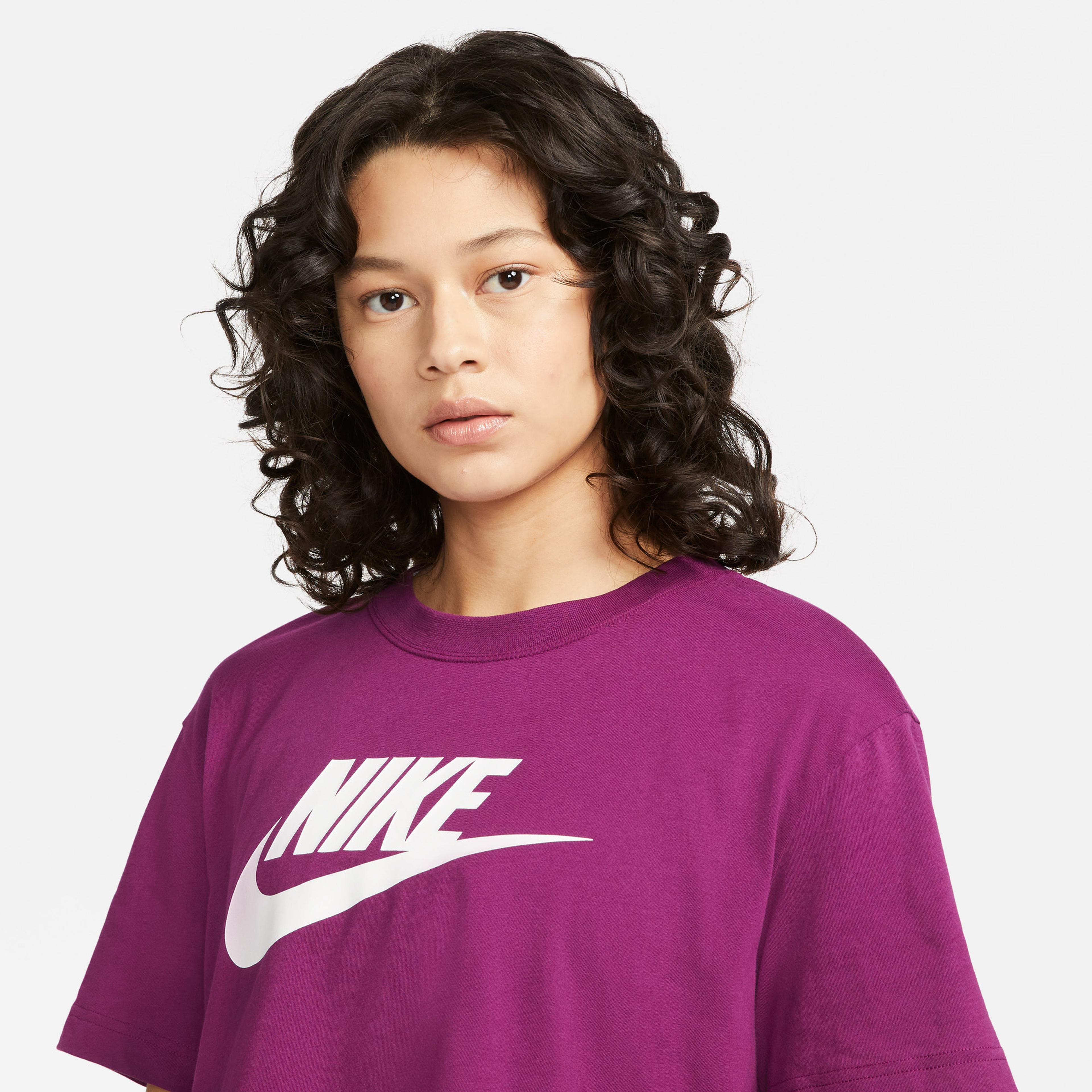 Nike Sportswear Essential Crop Kadın Mor T-Shirt