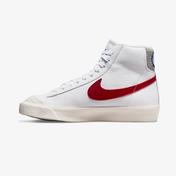 Nike Blazer Mid '77 Kadın Beyaz Spor Ayakkabı