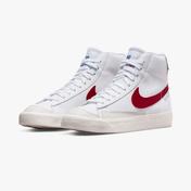 Nike Blazer Mid '77 Kadın Beyaz Spor Ayakkabı