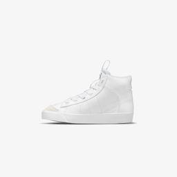 Nike Blazer Mid '77 SE Dance Çocuk Beyaz Spor Ayakkabı
