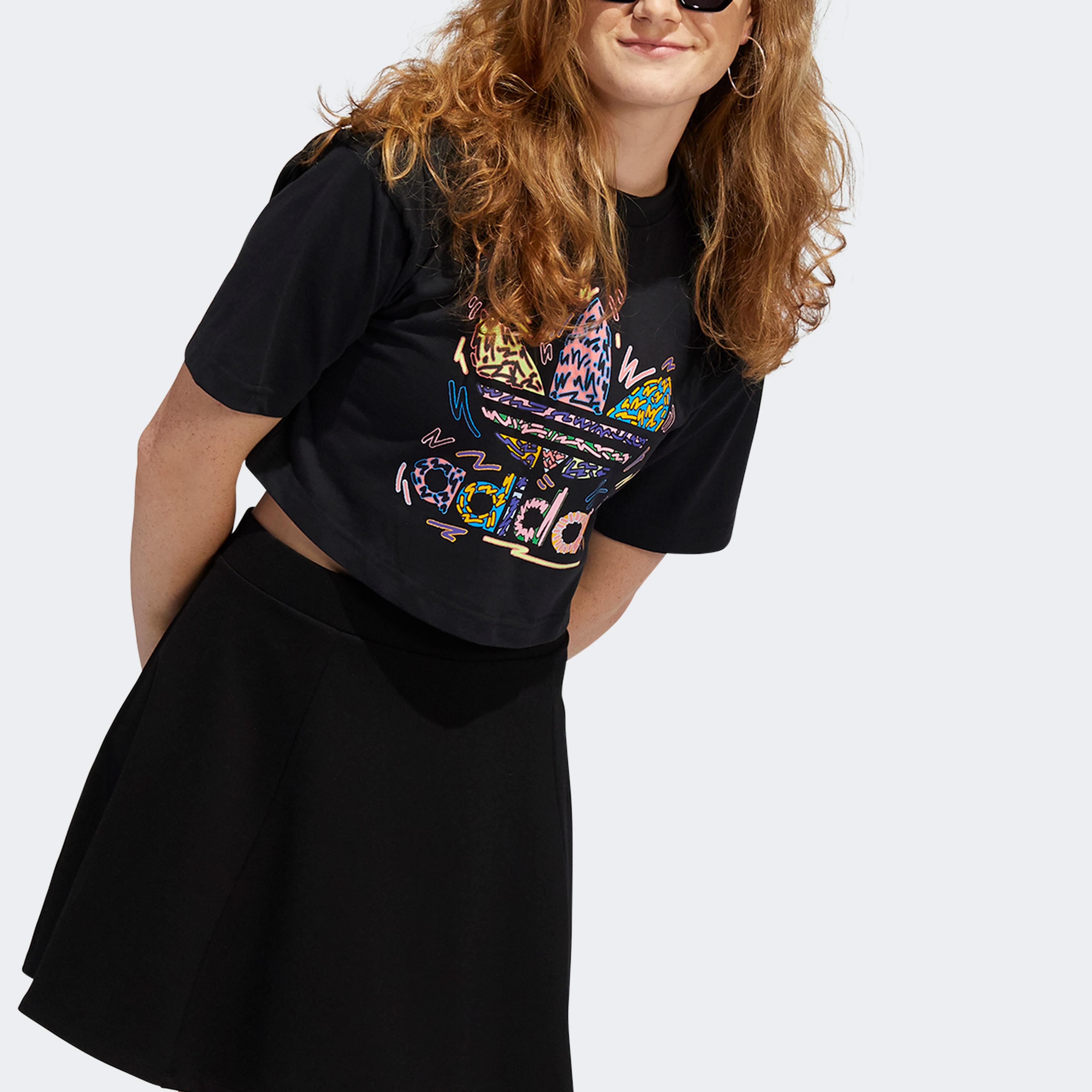 adidas Loveuni Kadın Siyah T-Shirt