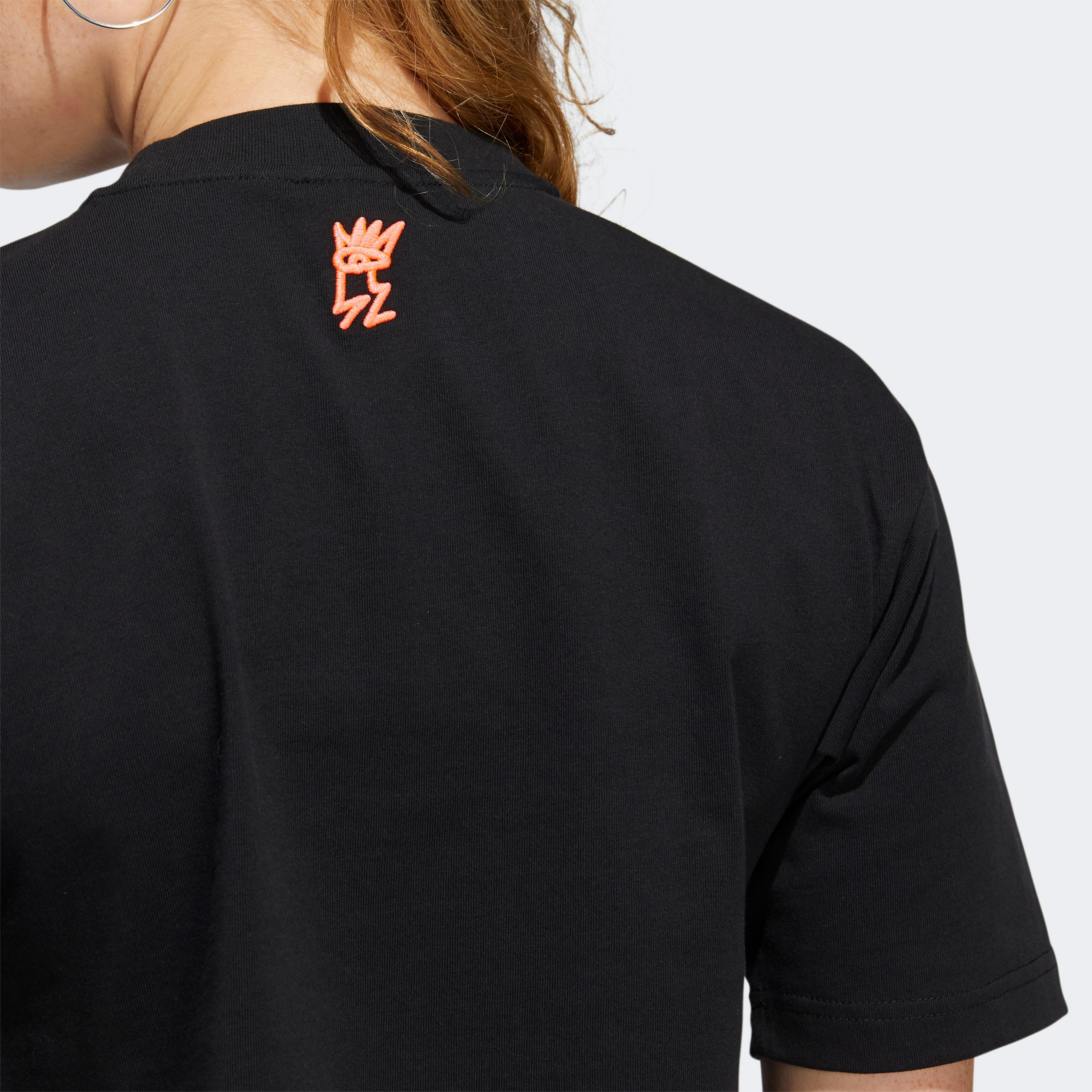 adidas Loveuni Kadın Siyah T-Shirt