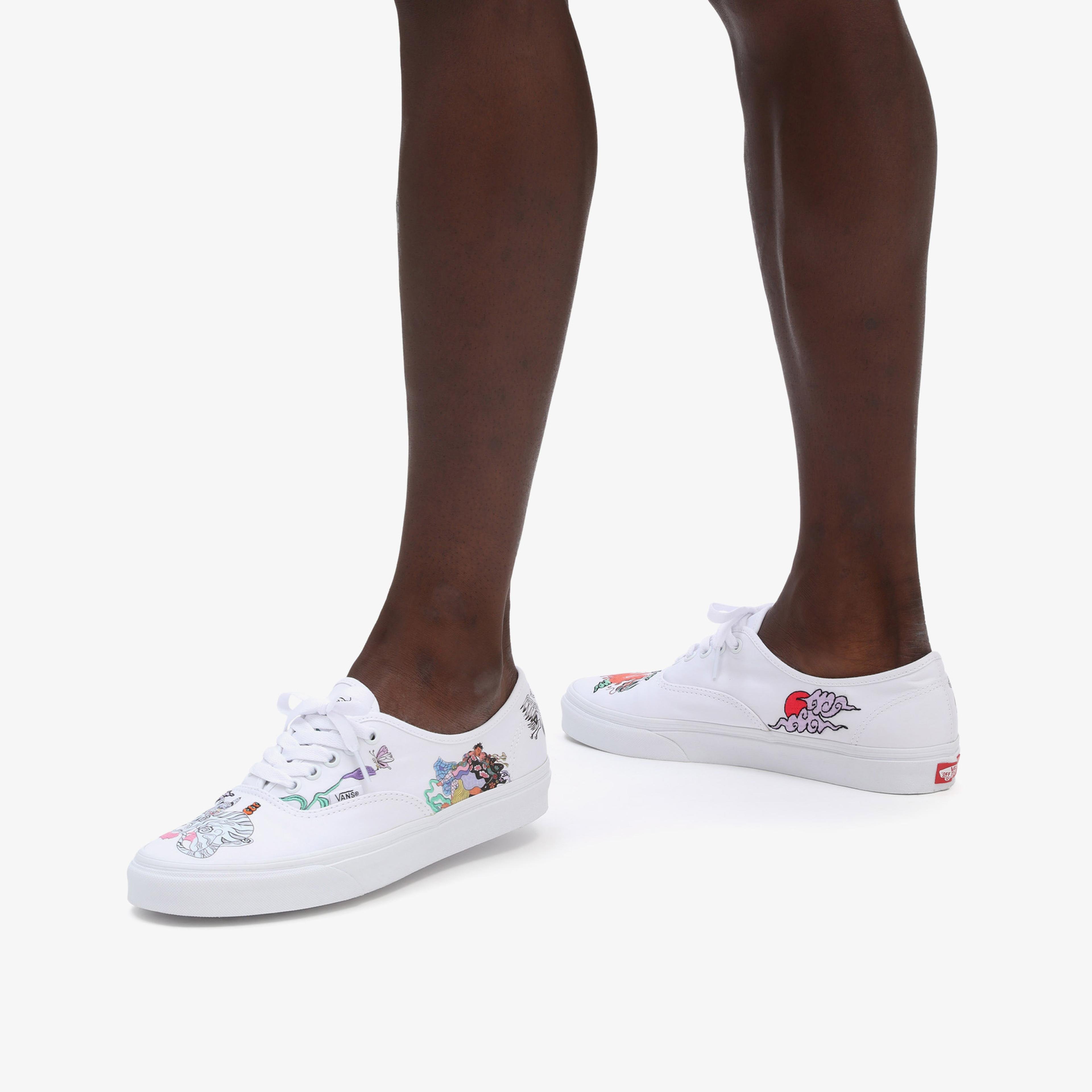Vans UA Authentic Kadın Beyaz Sneaker