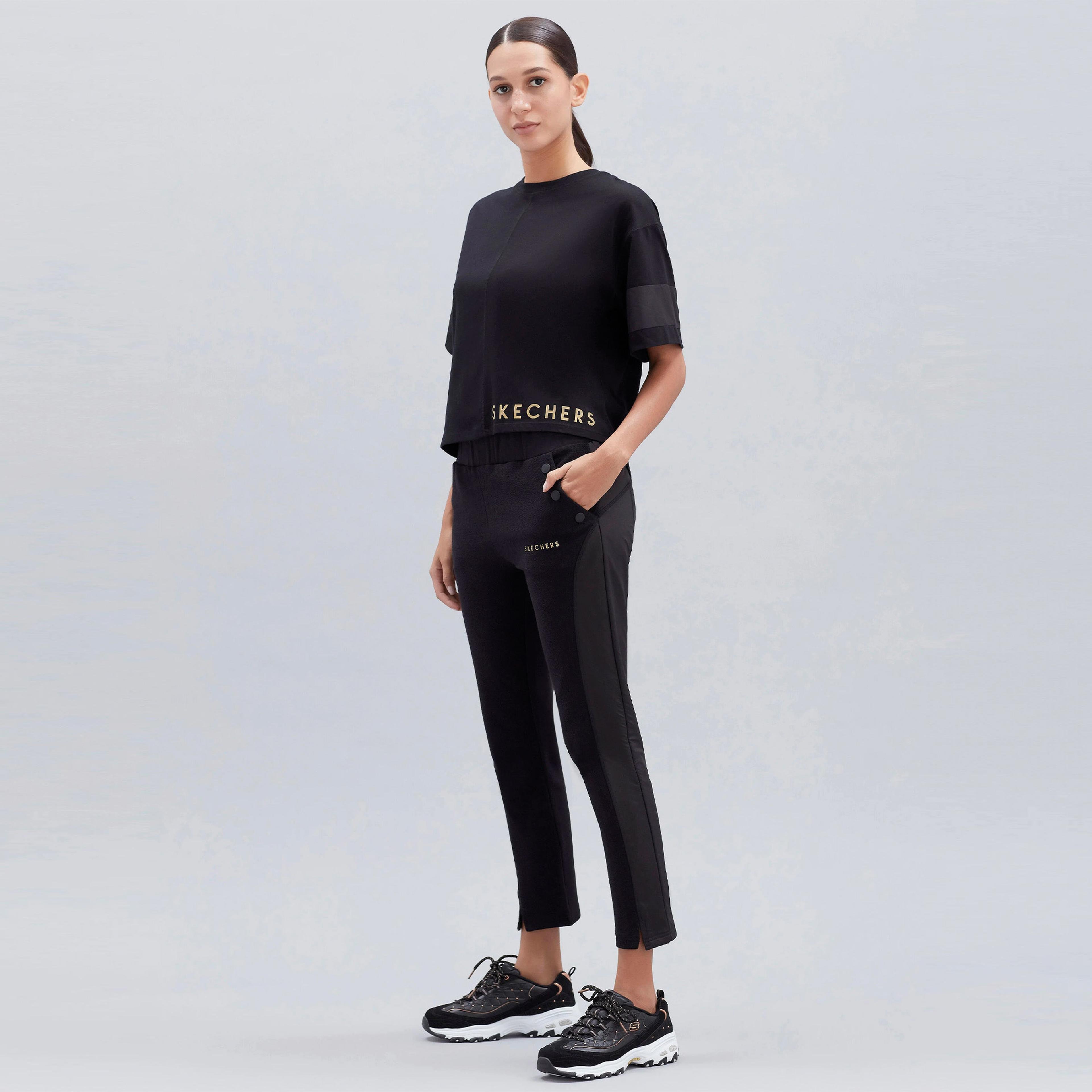 Skechers Capsule Coll Shiny Detailed Kadın Siyah T-Shirt