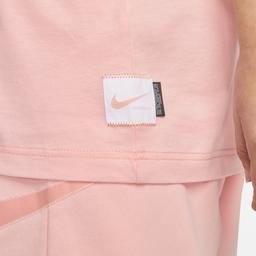 Nike Swoosh Kadın Pembe T-Shirt