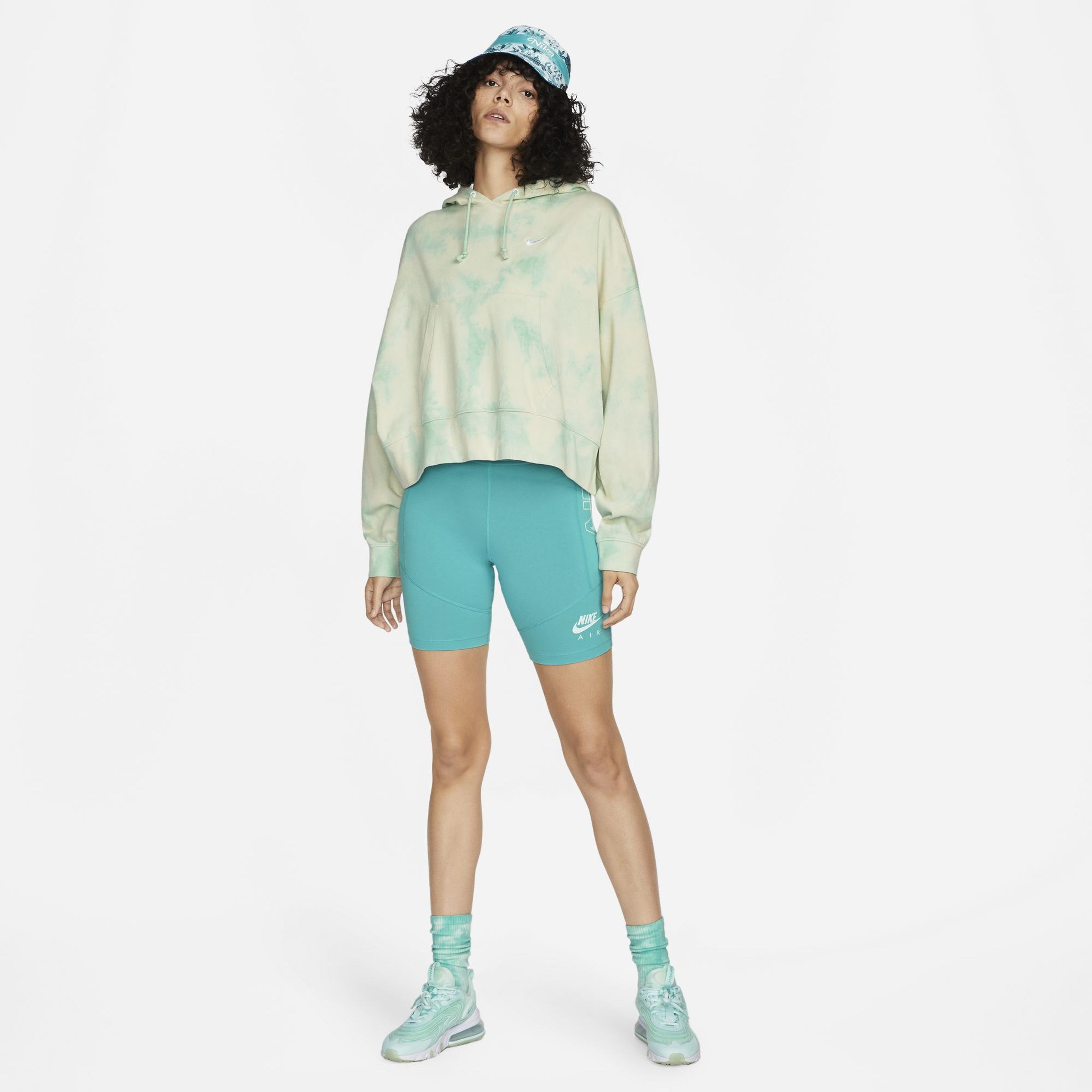 Nike Sportswear Kadın Yeşil Sweatshirt