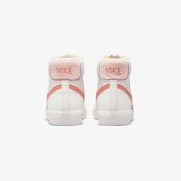 Nike Blazer Mid 77 Lea  Kadın Beyaz Spor Ayakkabı