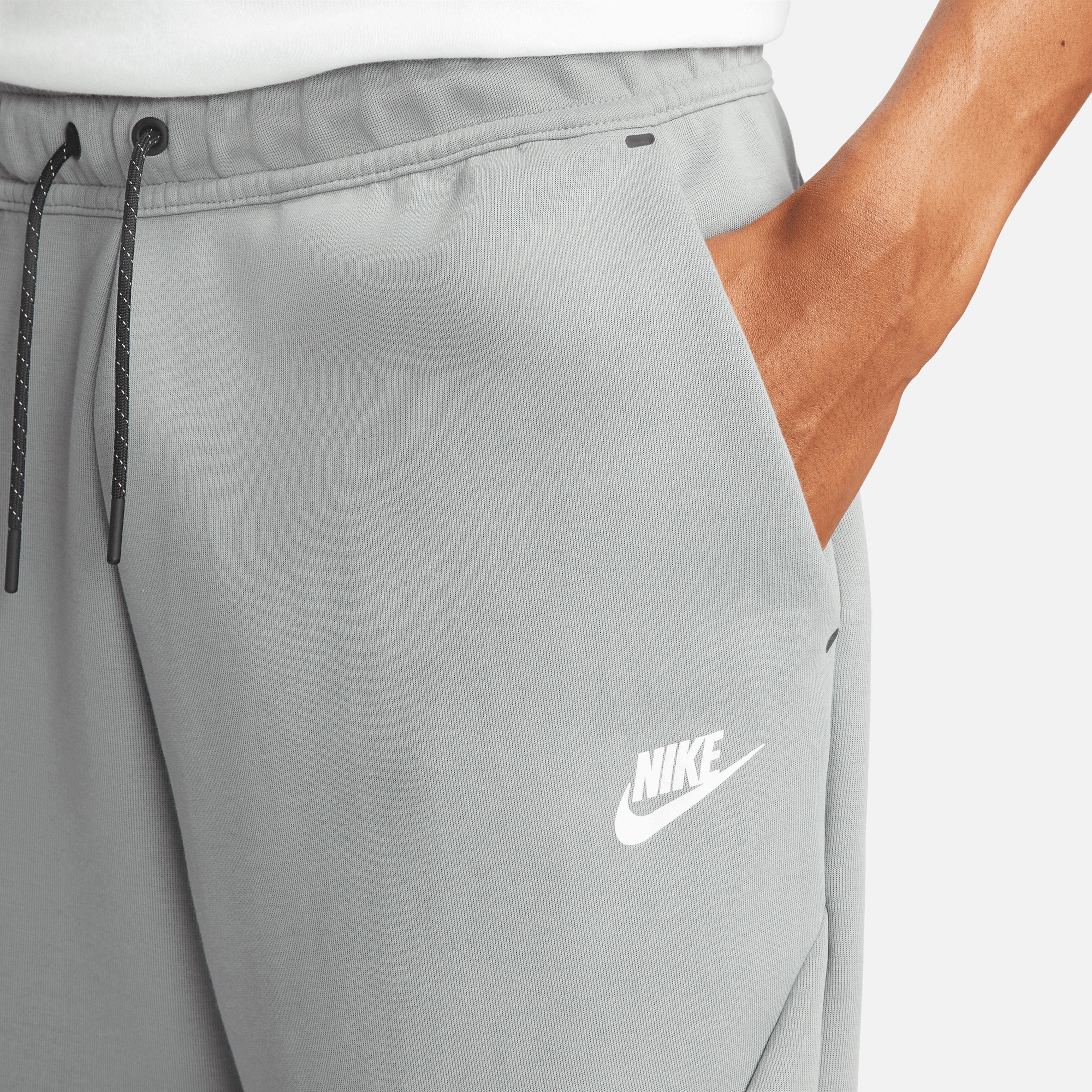 Nike Sportswear Tech Fleece Erkek Gri Eşofman Altı