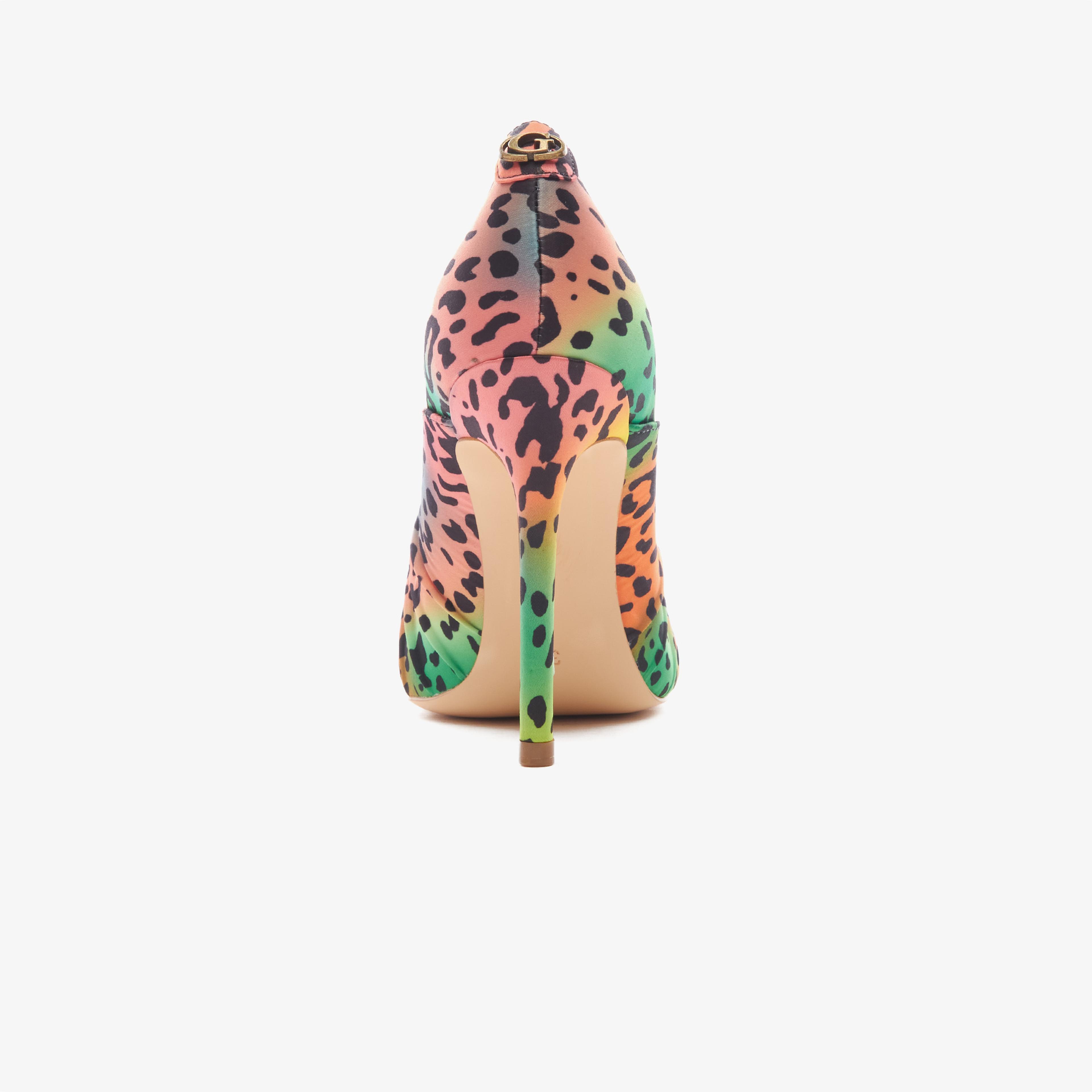 Guess Gabby 4 Kadın Leopar Topuklu Ayakkabı