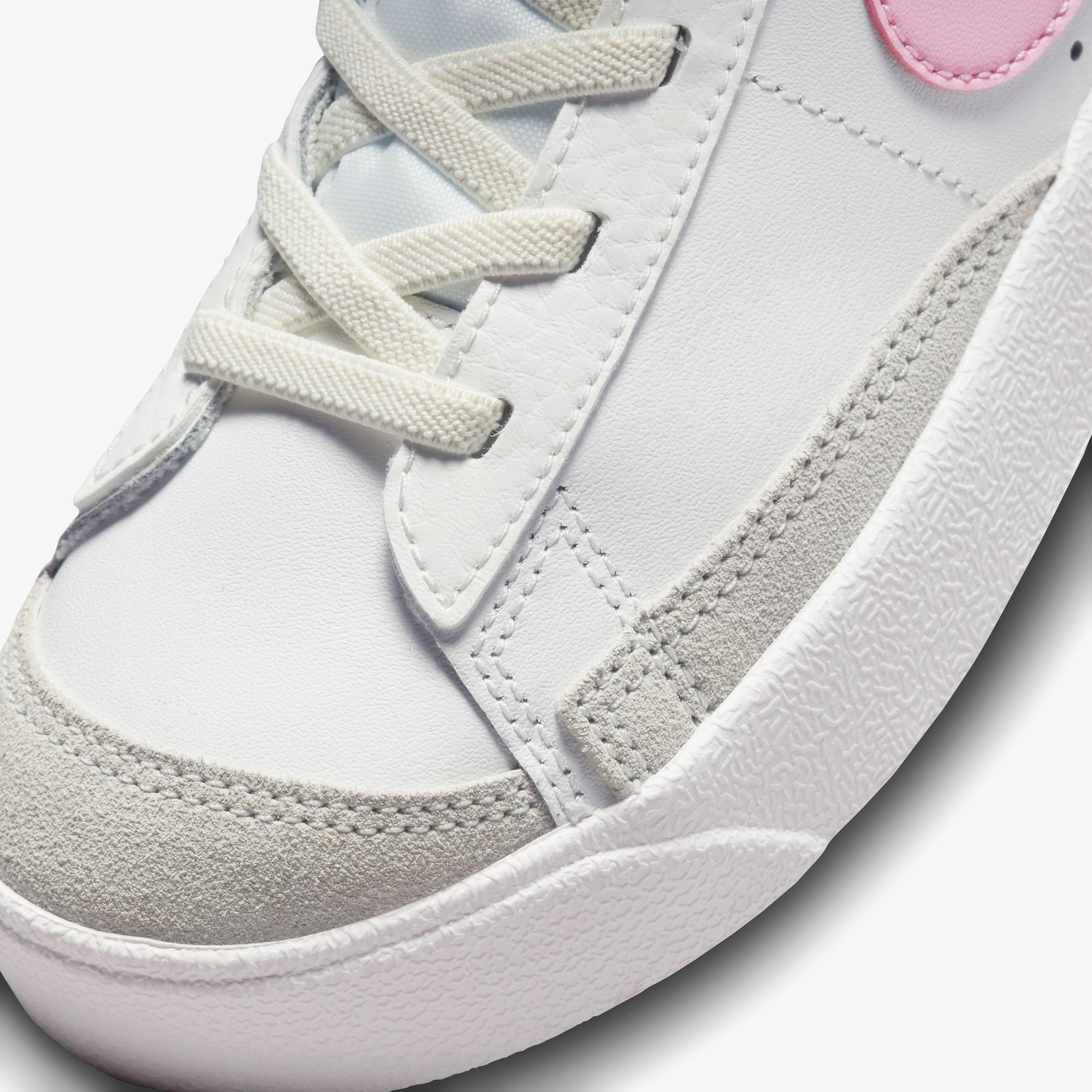 Nike Blazer Mid '77 Çocuk Beyaz Spor Ayakkabı