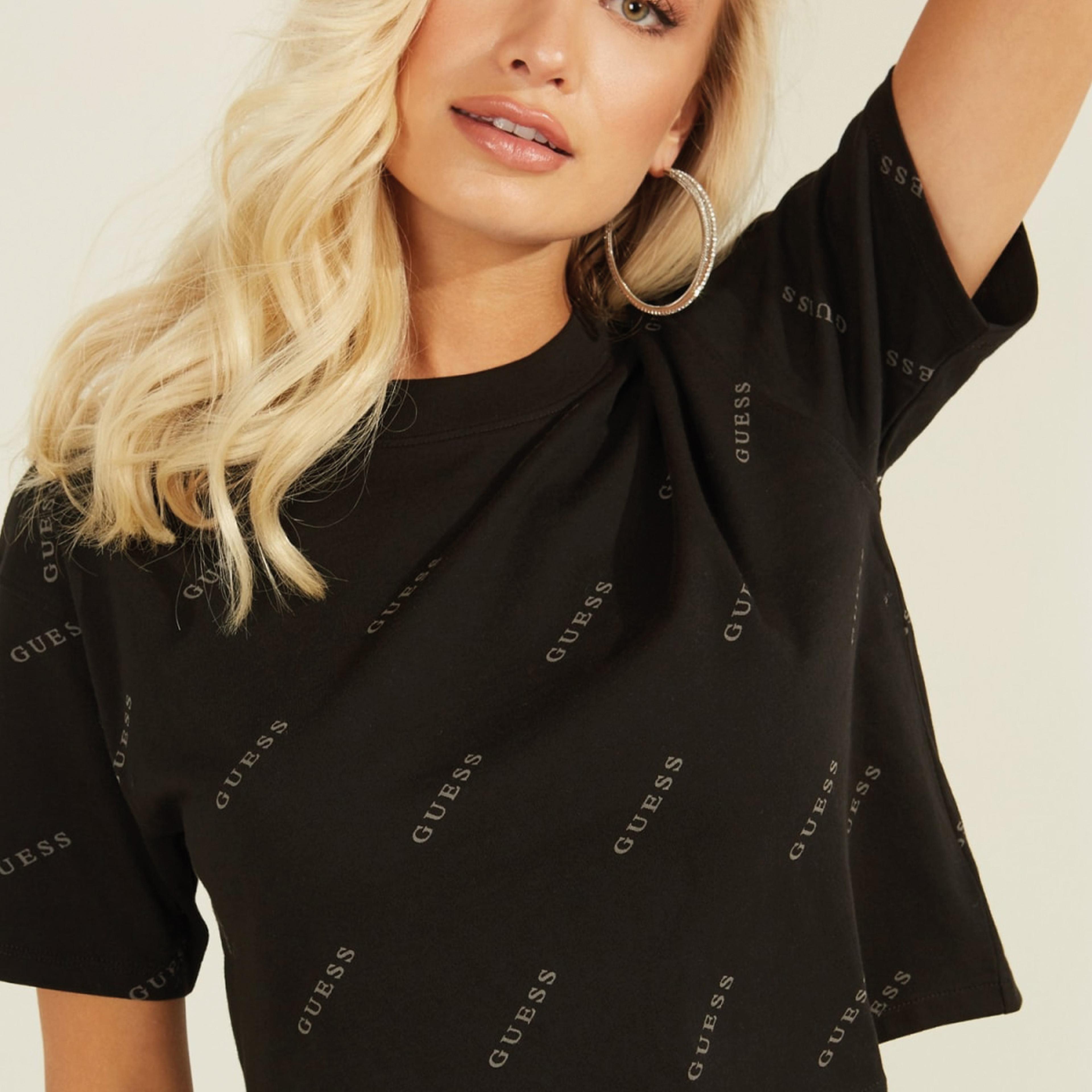 Guess Astra Kadın Siyah Crop T-Shirt