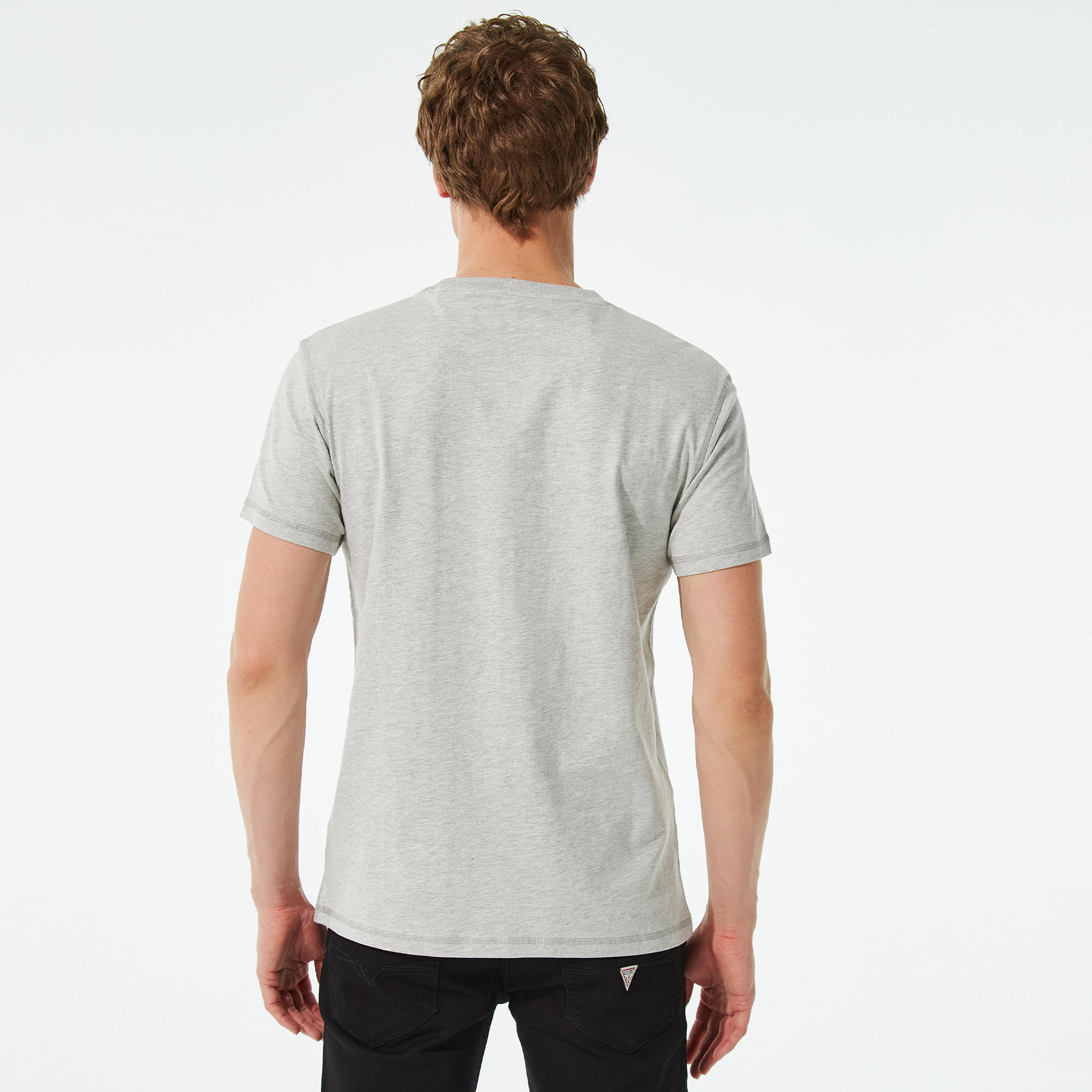 Guess Pennant Erkek Gri T-Shirt