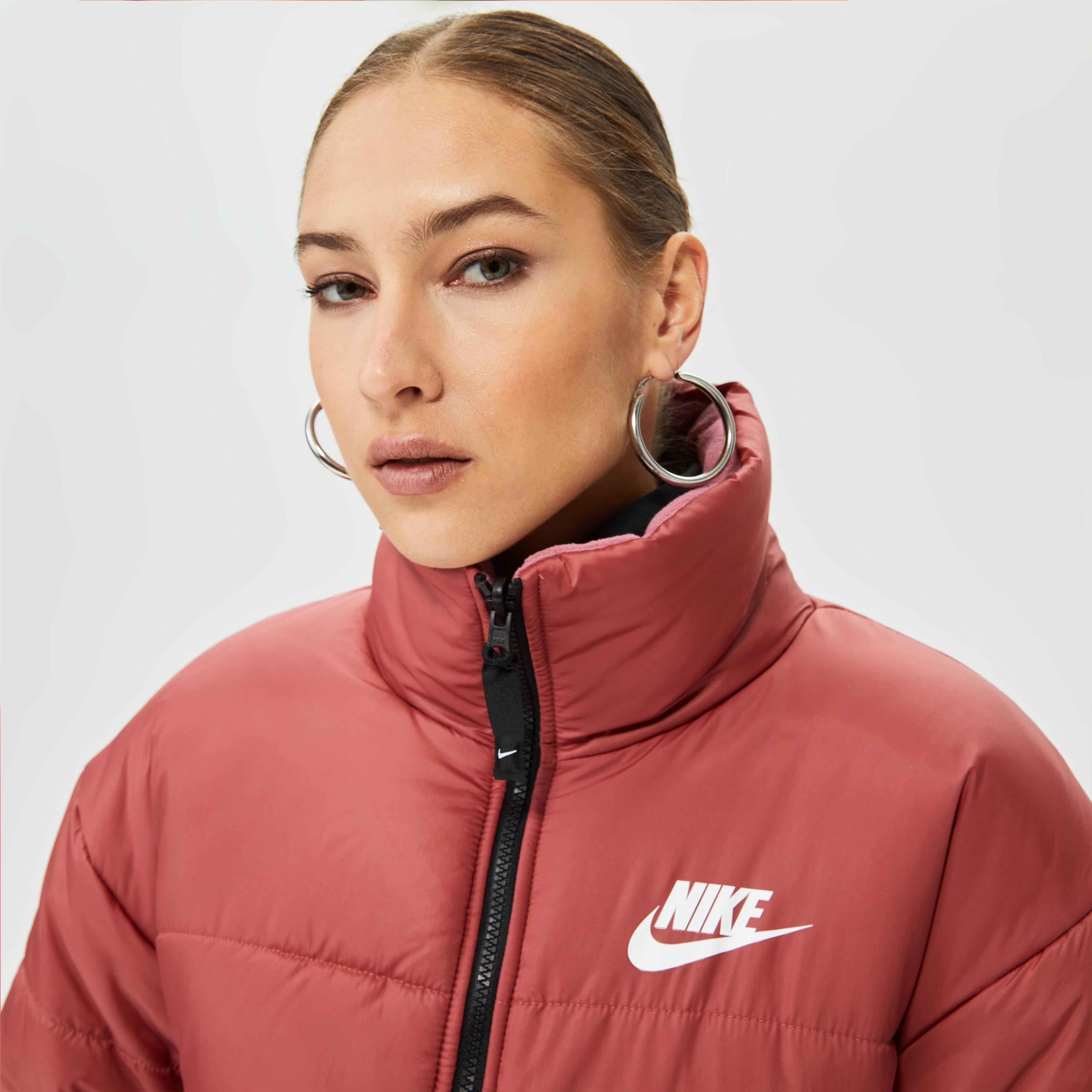 Nike Sportswear Therma-FIT Repel Çift Taraflı Kadın Pembe Mont