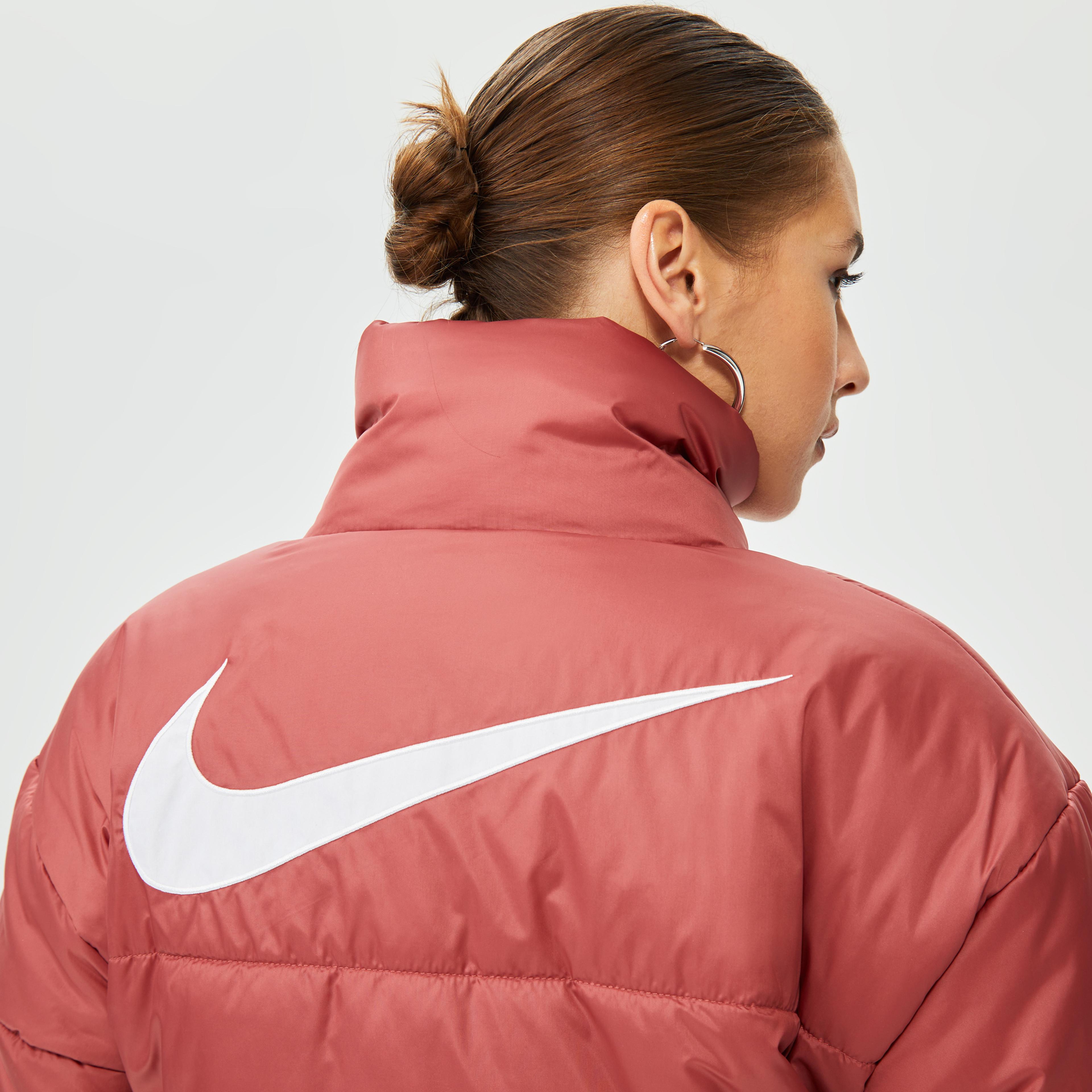 Nike Sportswear Therma-FIT Repel Çift Taraflı Kadın Pembe Mont