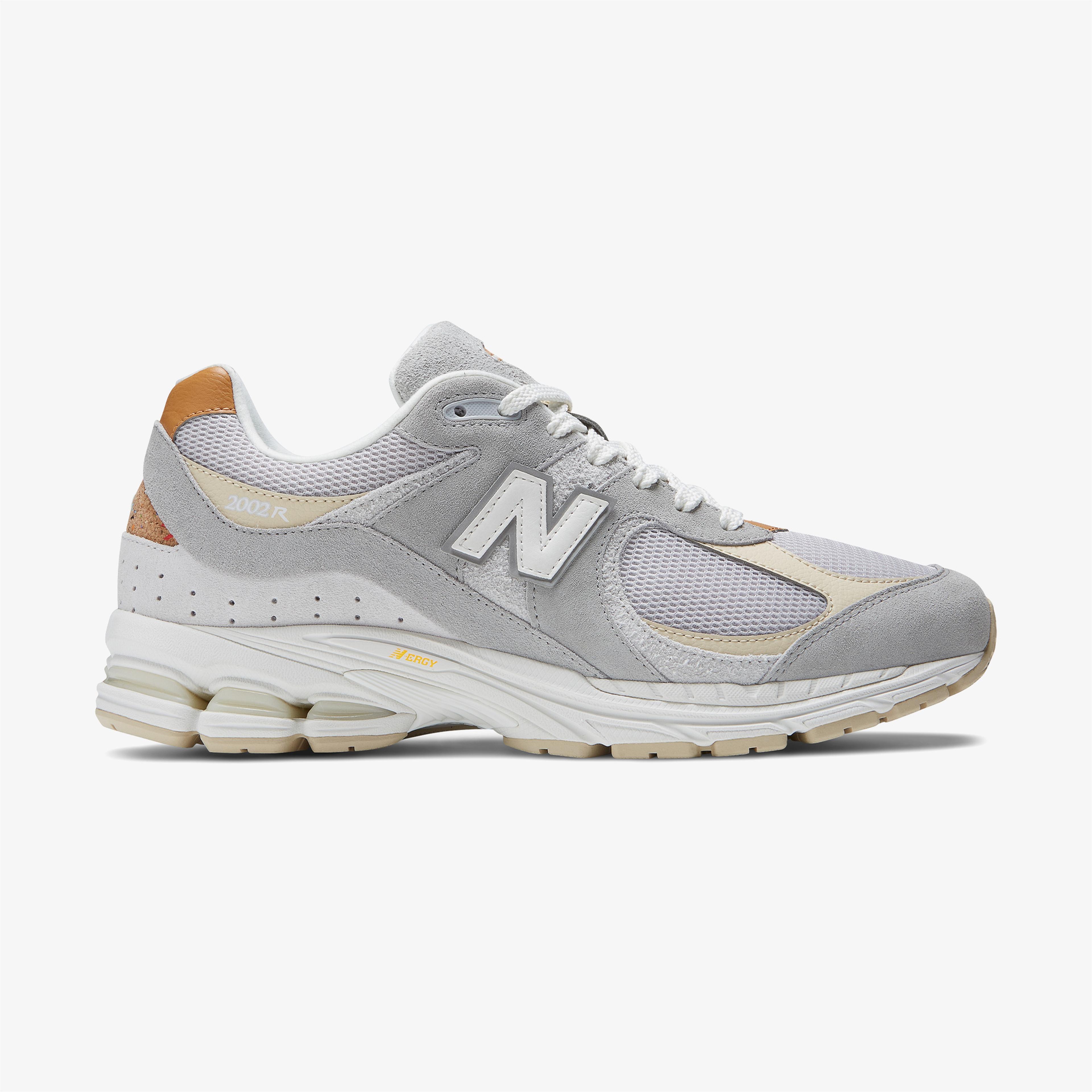 New Balance 2002R Lifestyle Kadın Gri Spor Ayakkabı