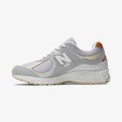 New Balance 2002R Lifestyle Kadın Gri Spor Ayakkabı