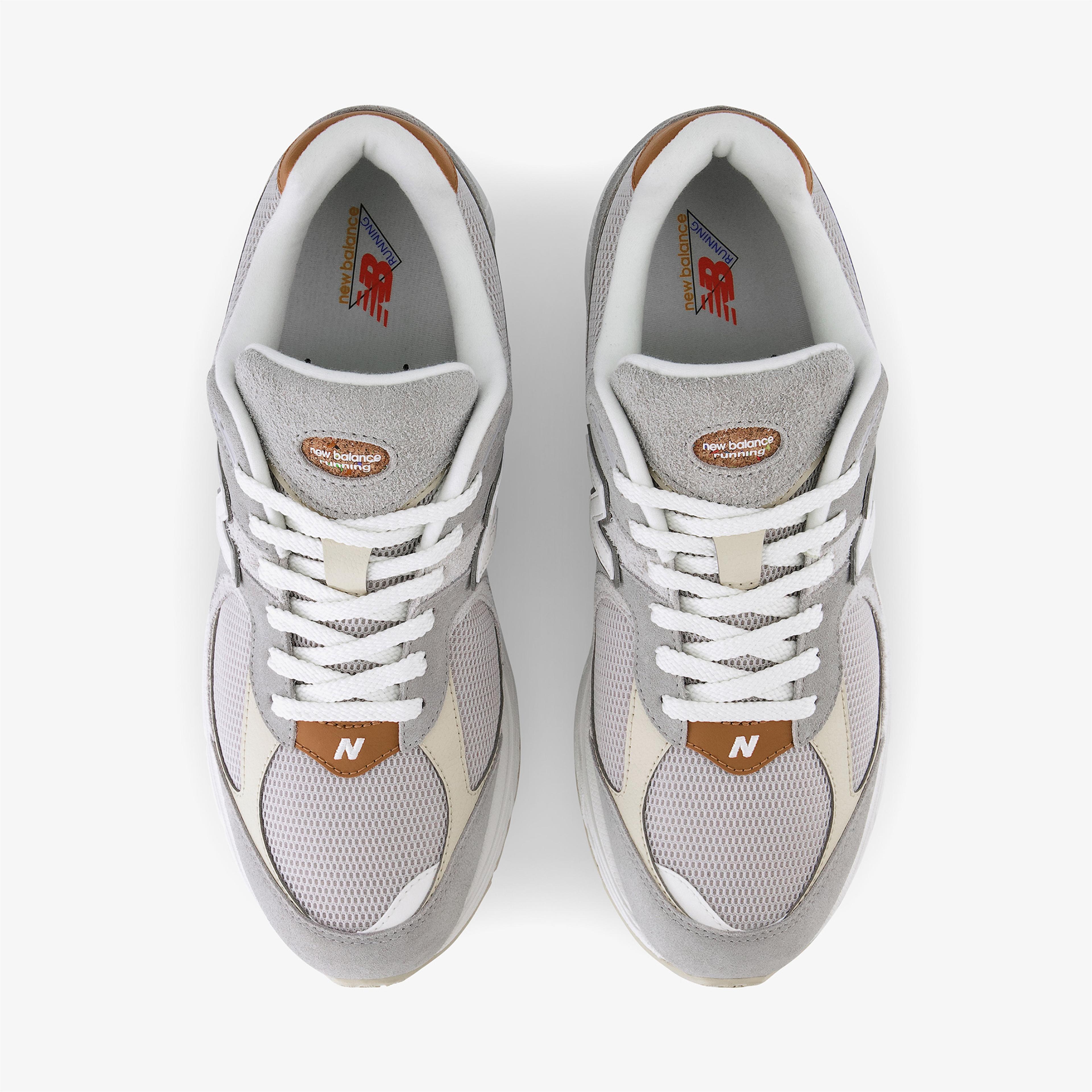 New Balance 2002R Lifestyle Kadın Gri Spor Ayakkabı