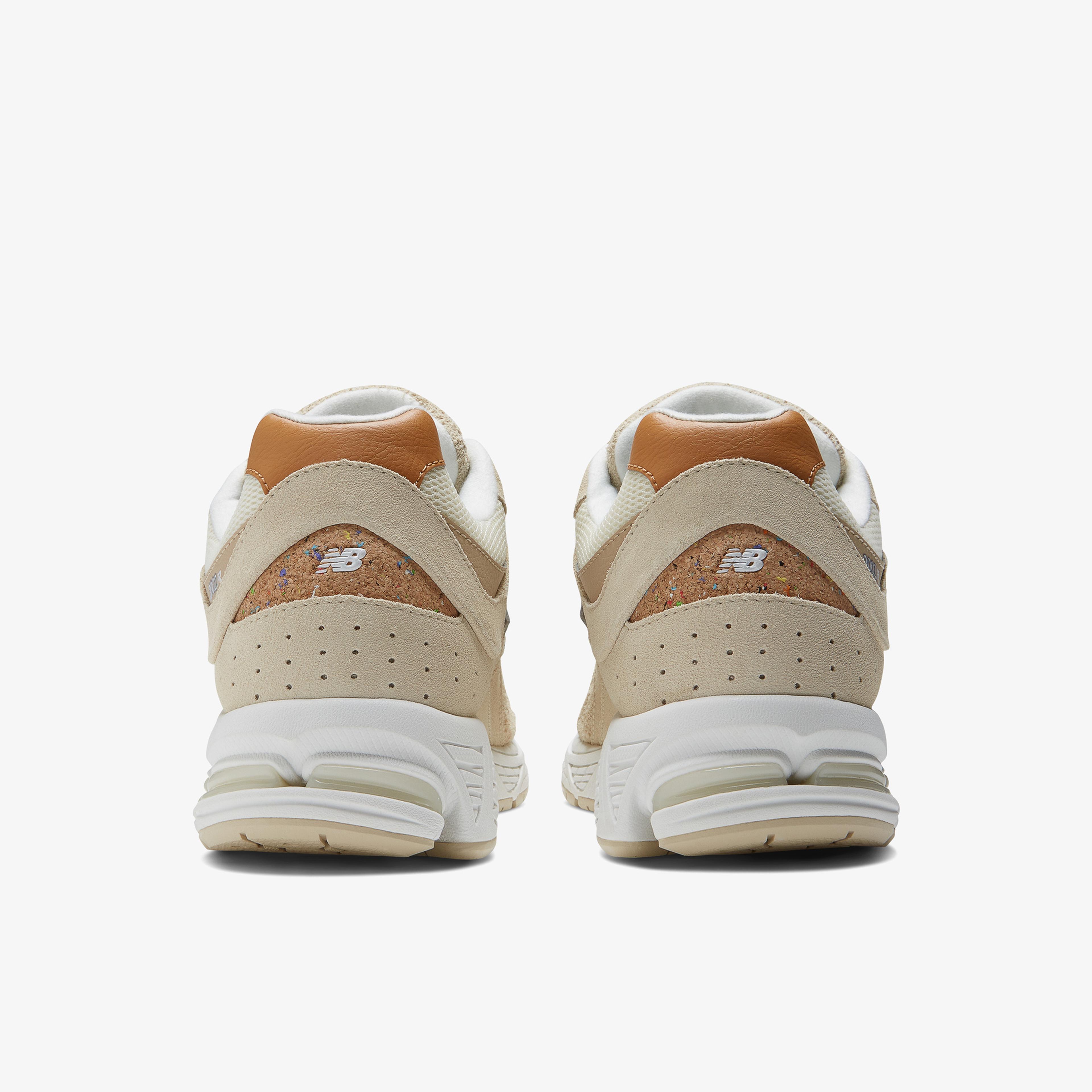 New Balance 2002R Lifestyle Kadın Bej Spor Ayakkabı