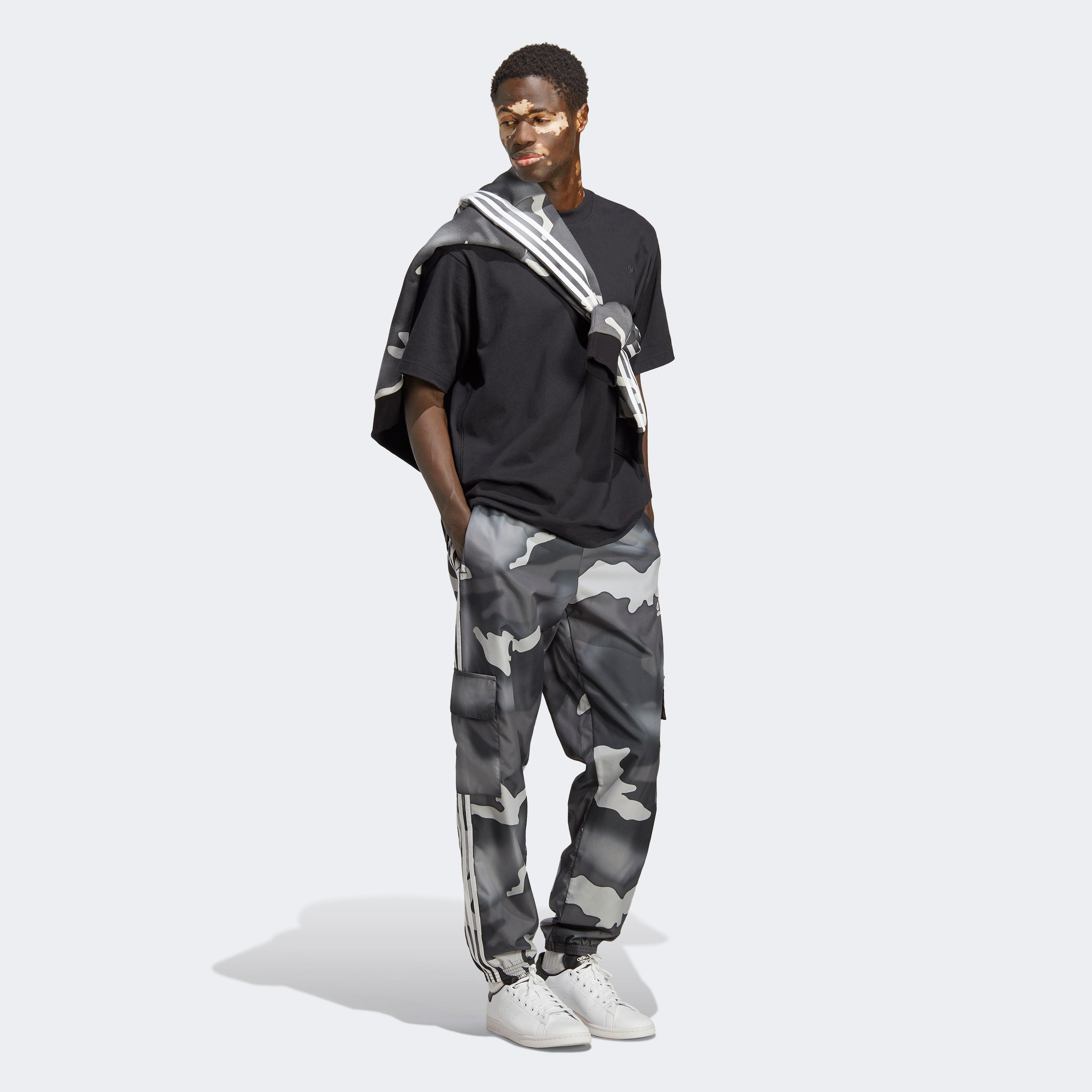 adidas Graphics Camo Cargo Erkek Gri Eşofman Altı