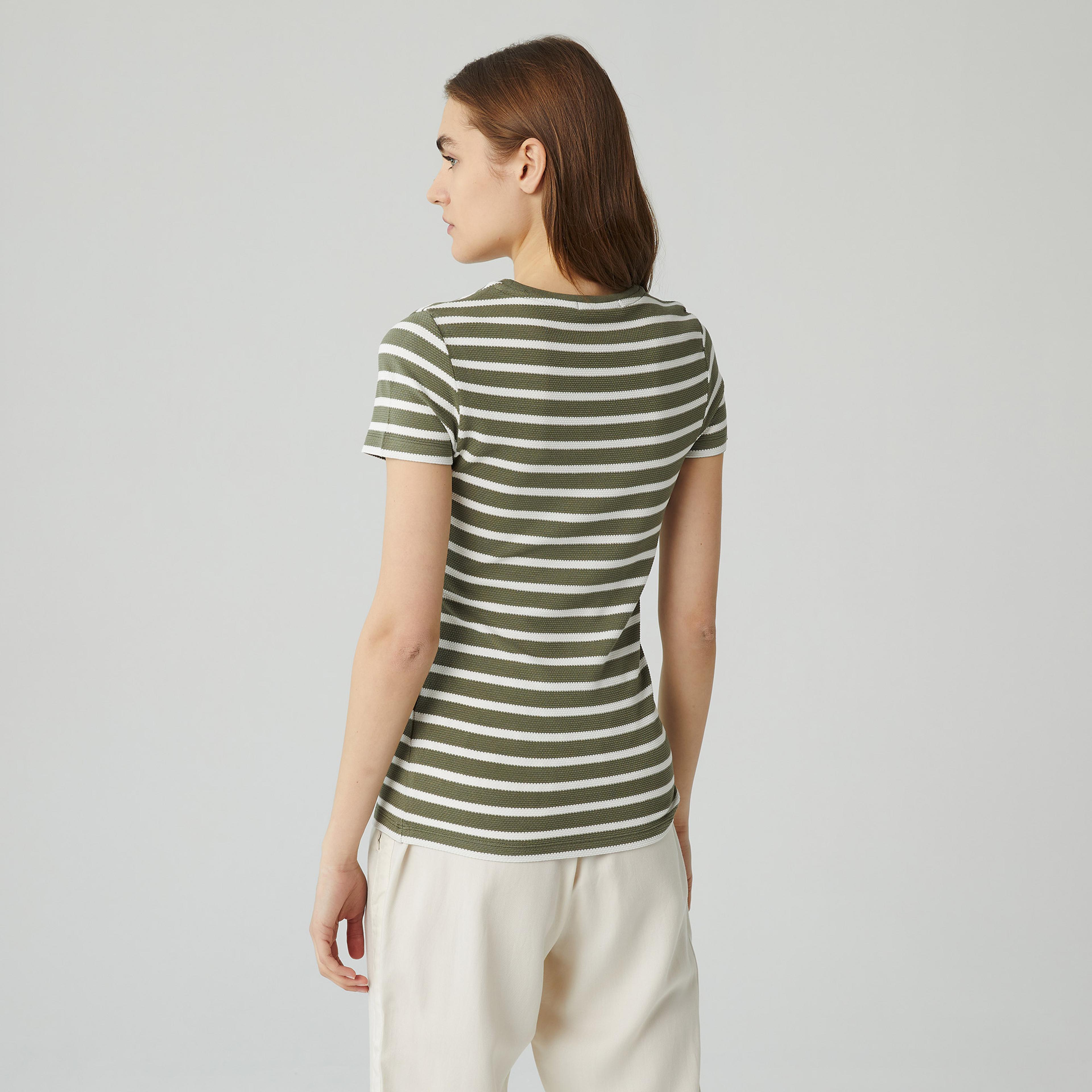 Lacoste Kadın Slim Fit Bisiklet Yaka Çizgili Haki T-Shirt